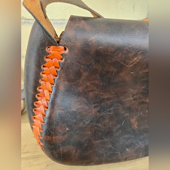 Vintage Handcrafted Leather Bag - Picture 8 of 13